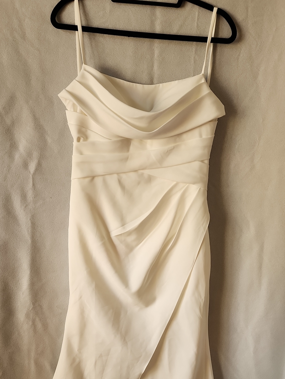 Elegant Cream Spaghetti-Strap Draped Dress With Train. Hebios NWT